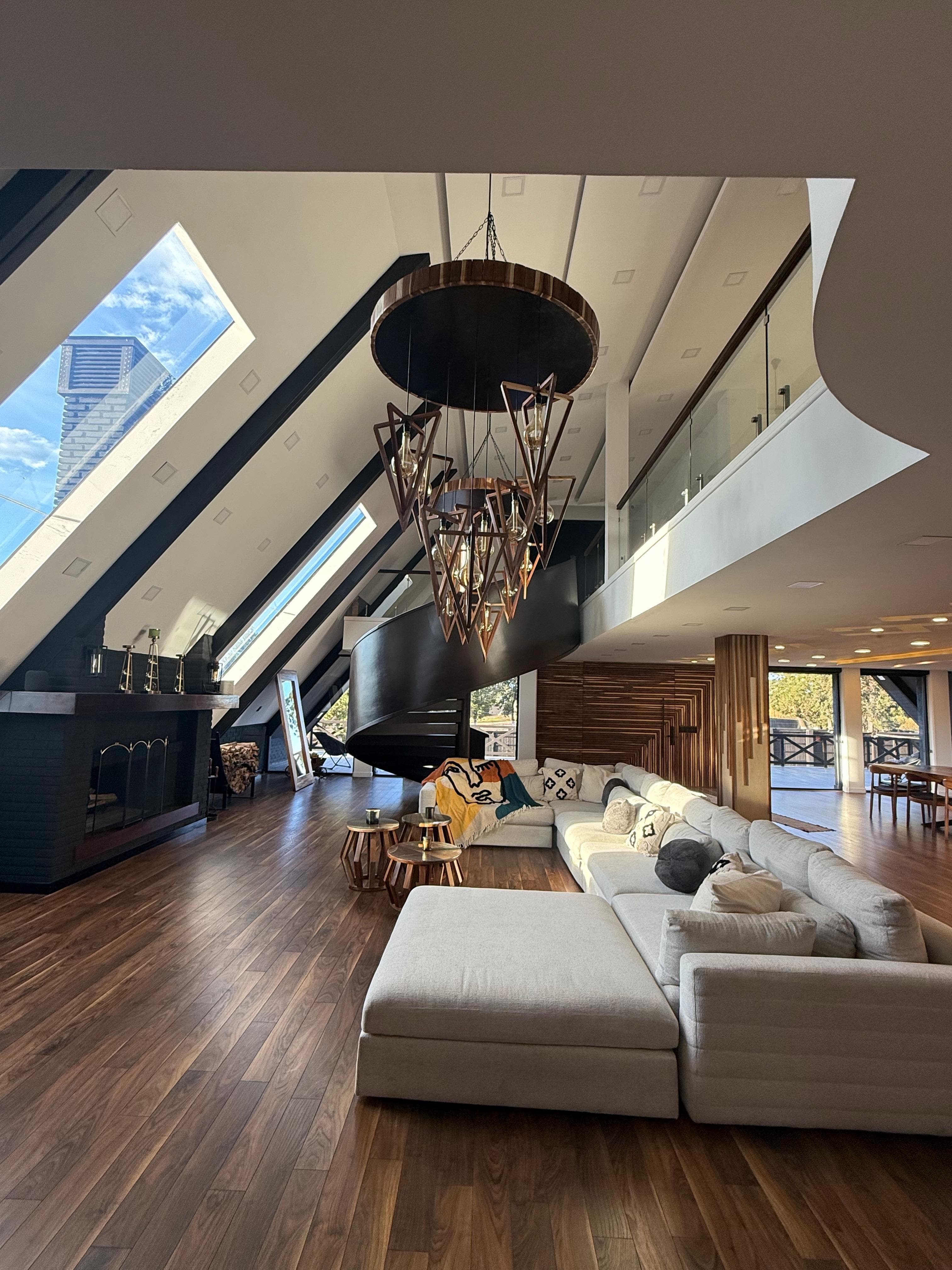 Sala de estar con ventanal